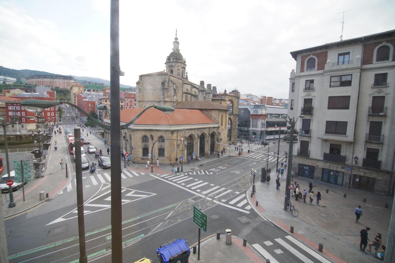 Piso Grande Y Luminoso En El Casco Viejo De Bilbao Apartment Exterior photo